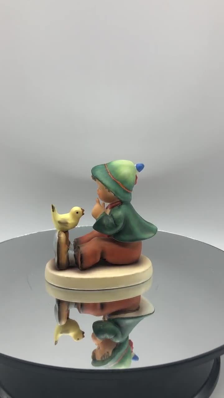 Vintage 1960's Hummel Figurine No. 63 