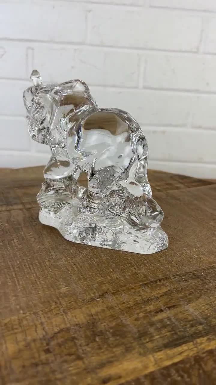 Vintage Davinci Crystal Elephant Figurine Clear Glass Animal