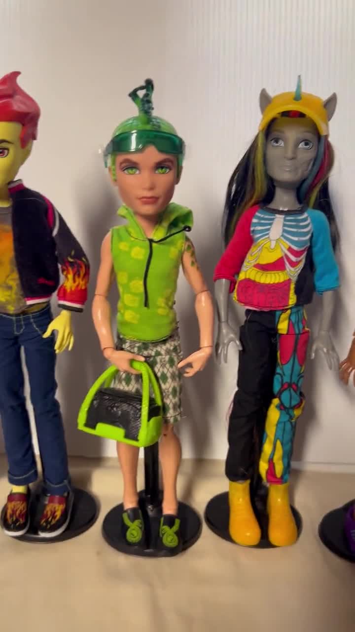 Monster High Dolls-Original Mattel collectible dolls,Monster High clothes,  Limited Edition-Clawd Wolf, Deuce Gorgon, Neightan Rot,Heat Burns