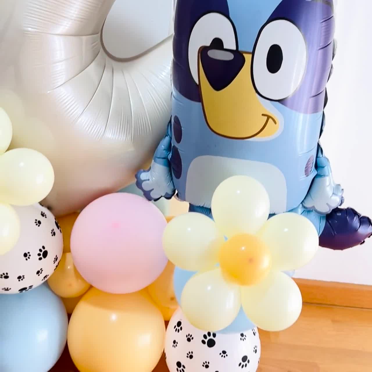 DIY Bluey Balloon Sculpture, Bluey Birthday Decorations, Bluey