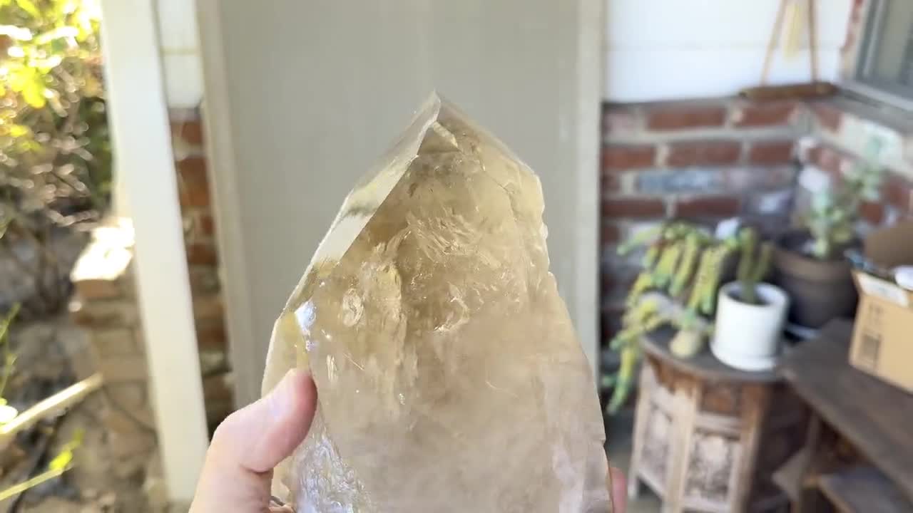 シトリン、オールナチュラル＆自立型、2.7キロ、顕現と創造性、太陽