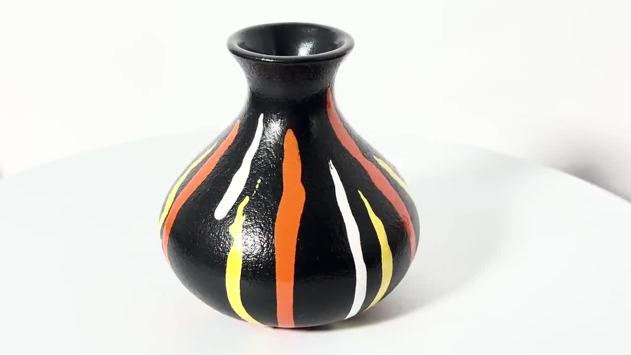 手描き陶器 おまとめ　花瓶　工芸品　漆器 小さな抽象模様の手描き陶器の花瓶 - Etsy 日本