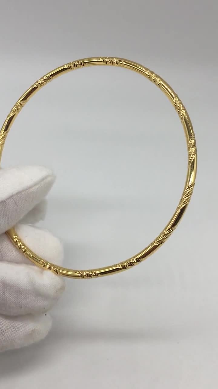 Fluted Gold Bangle 14K White Gold / 18 cm