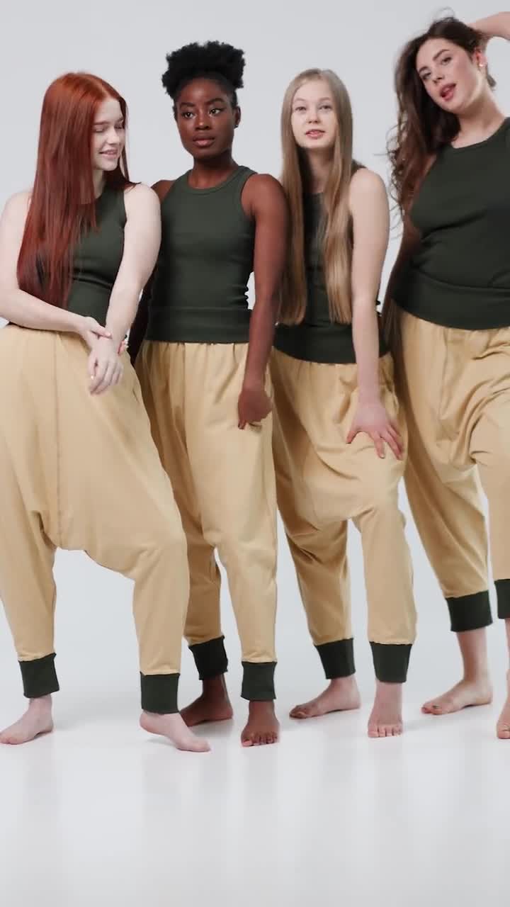 Yoga set with Harem pants for yoga and everyday wear - Samarali