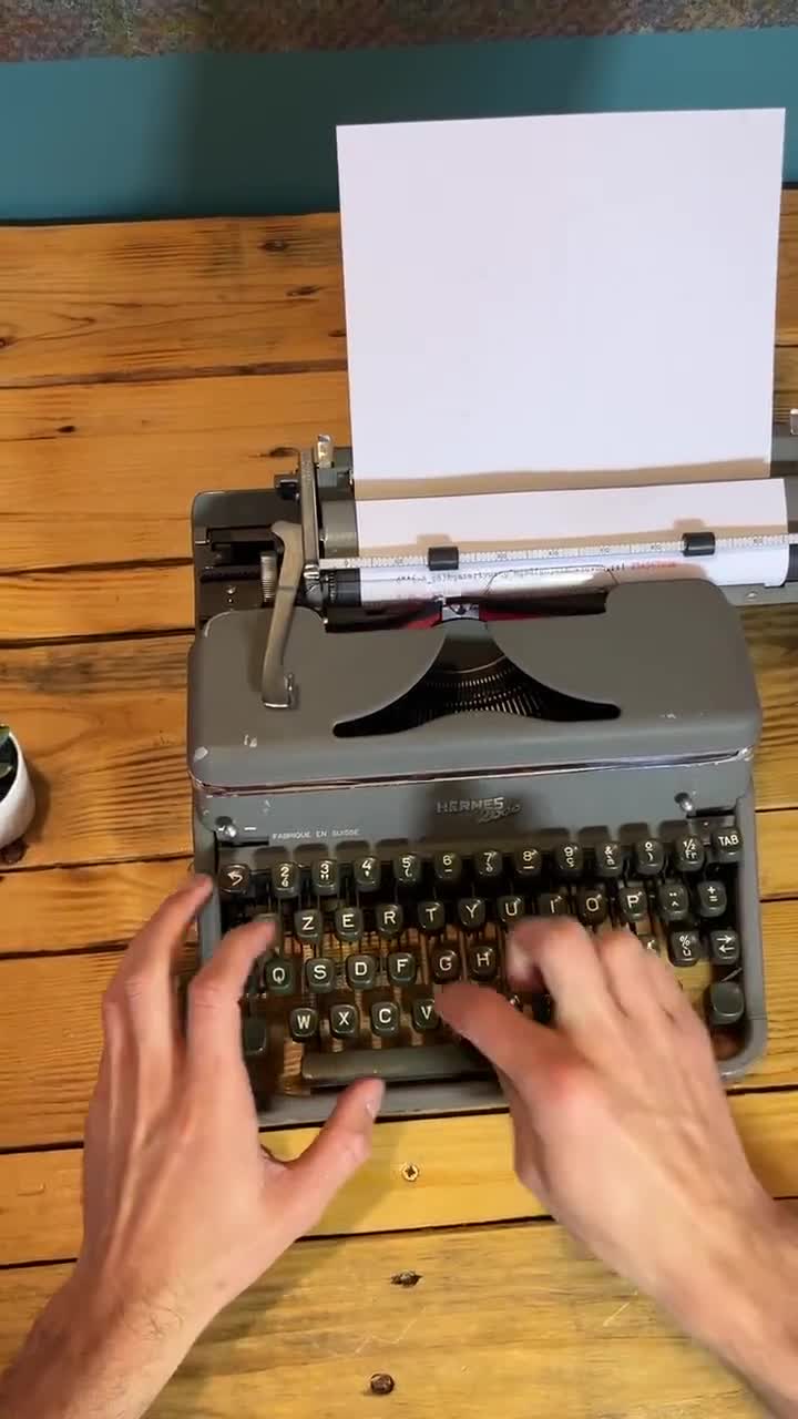 Hermes 2000 Typewriter - Etsy