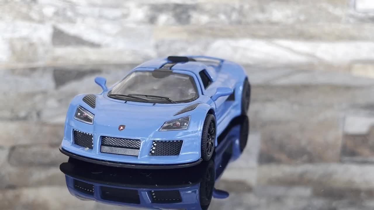 Gumpert Apollo Sport 2010 | Model Car | 1/36 Diecast Car | 1
