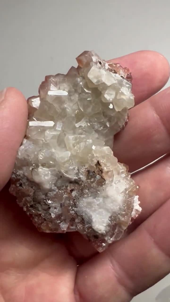 レッドカルサイトクラスター - Etsy 日本