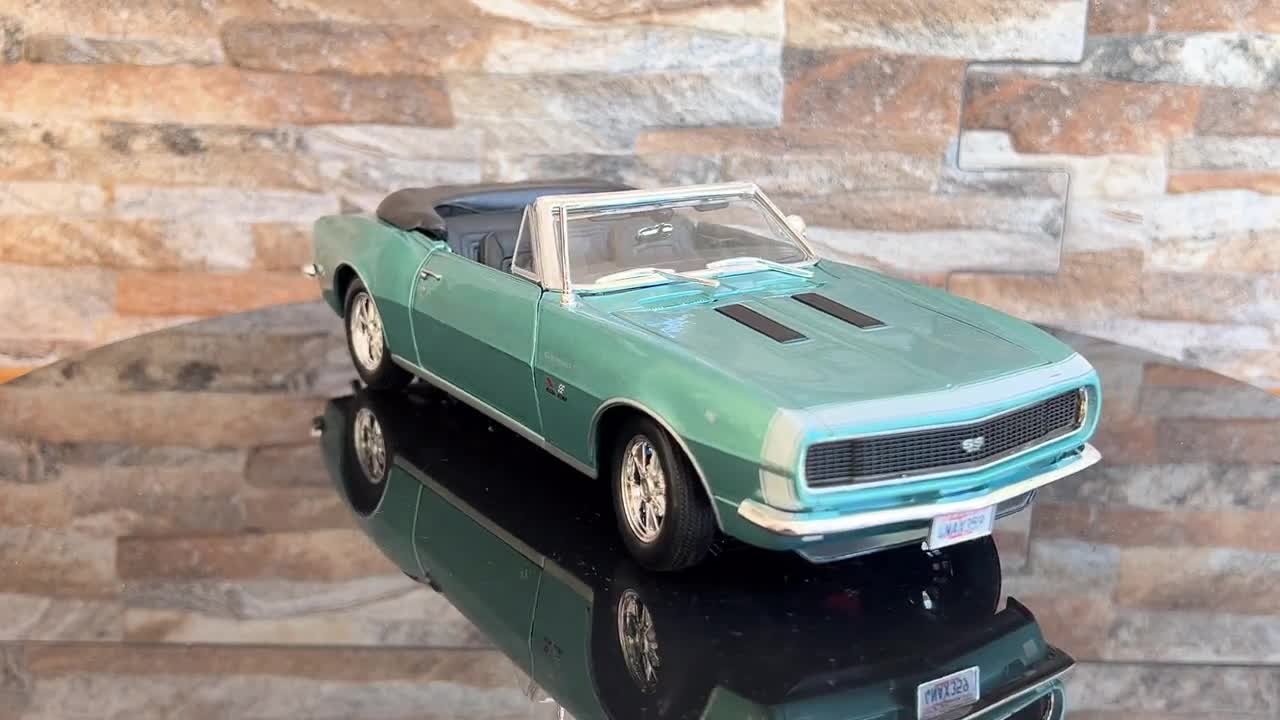 シボレー カマロ RS/SS 396 1967 | ヴィンテージ モデルカー | 1/18