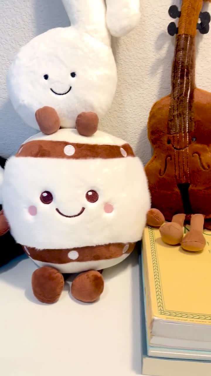 キムジェファン　ぬいぐるみ　ギター　レア ぬいぐるみ衣装 『mpa select エレキギター 赤 MPA-67A』 手芸