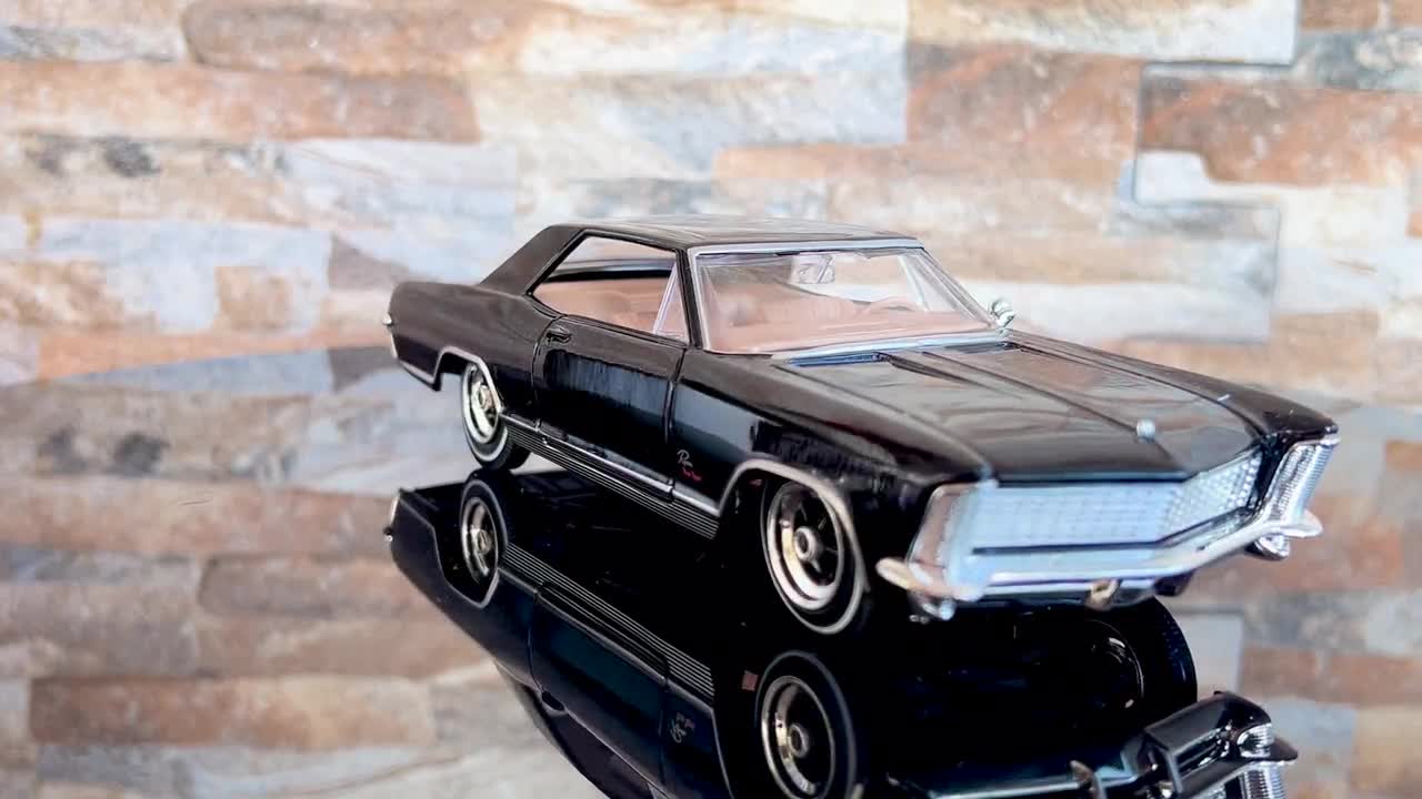 1965年式ビュイック・リビエラ・グランスポーツ、モデルカー、ダイ