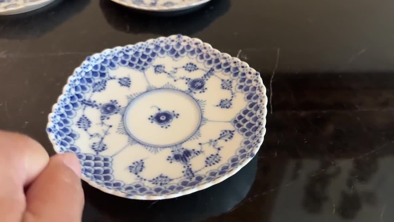 ロイヤルコペンハーゲン ブルーフルーテッド フルレース カップ