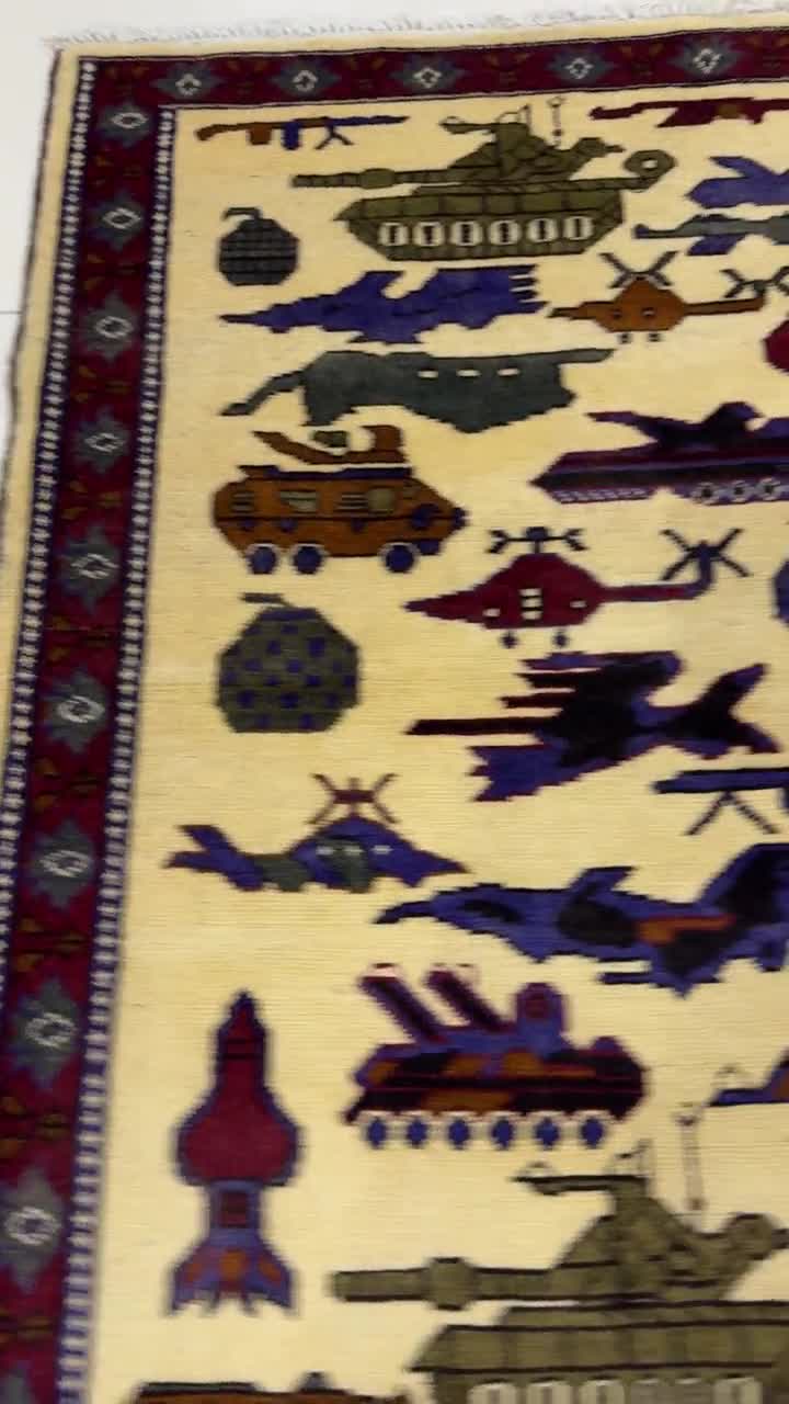 2.6x4 Ivory War Rug - USA Attack Rug - Afghan War Rug - Grenade