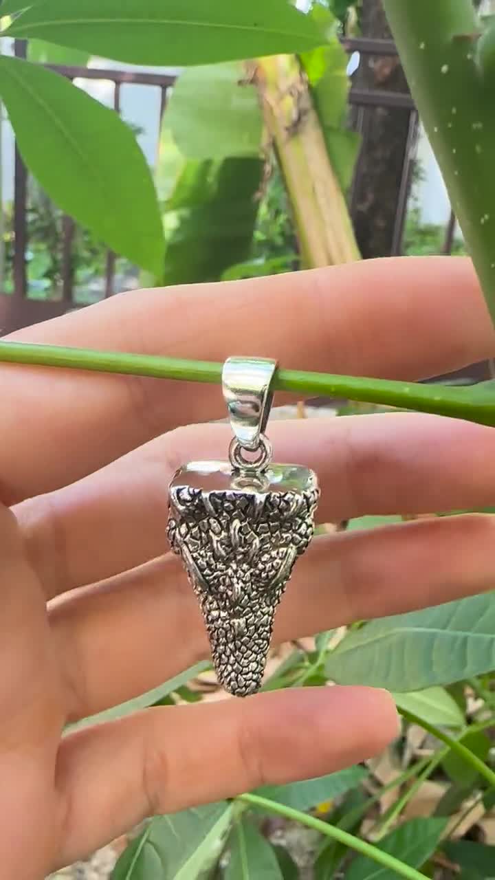 Crocodile Head Pendant STERLING SILVER 925 Alligator Teeth