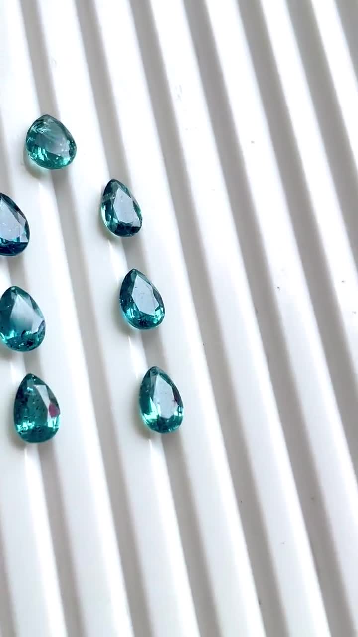 Rare Kyanite Bleue Naturelle Du Népal – Pierre Fine 7x5mm (0.77ct) Non Traitée
