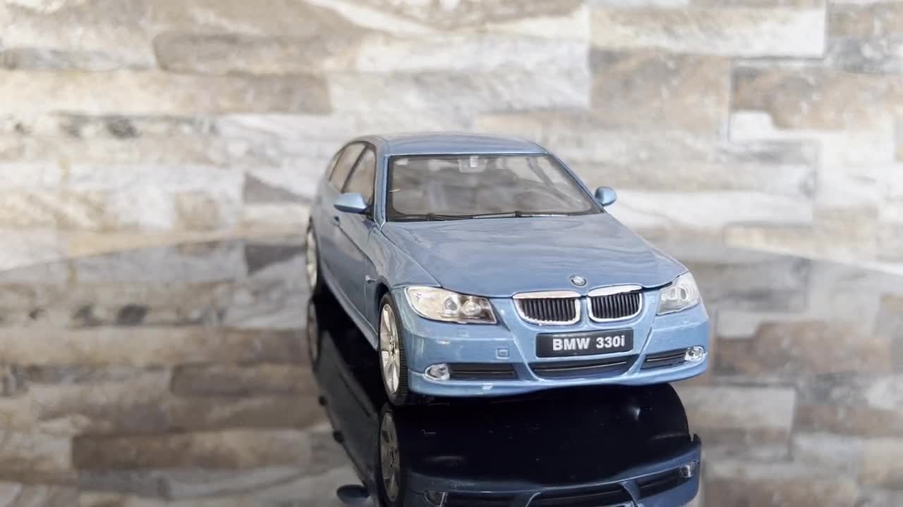 BMW 330i | Model Car | 1:24 Diecast Car | 1/24 Scale Model Car