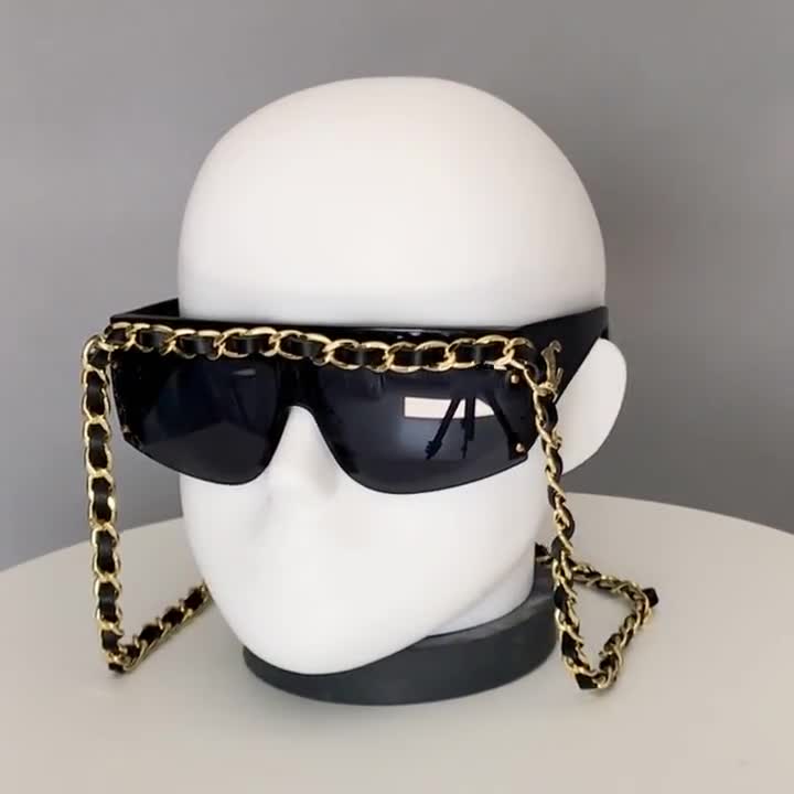 Vintage 1992 CHANEL Iconic Logo Leather Chain Drop