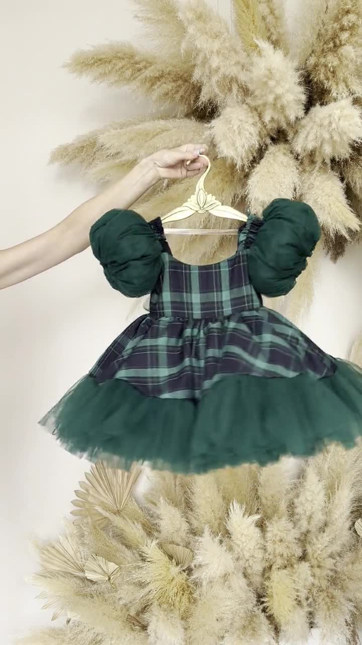 green plaid baby dress Baby Girls Matching Family Sleeveless Plaid Bow Woven Fit And Flare Dress - A Royal Christmas - BLACK