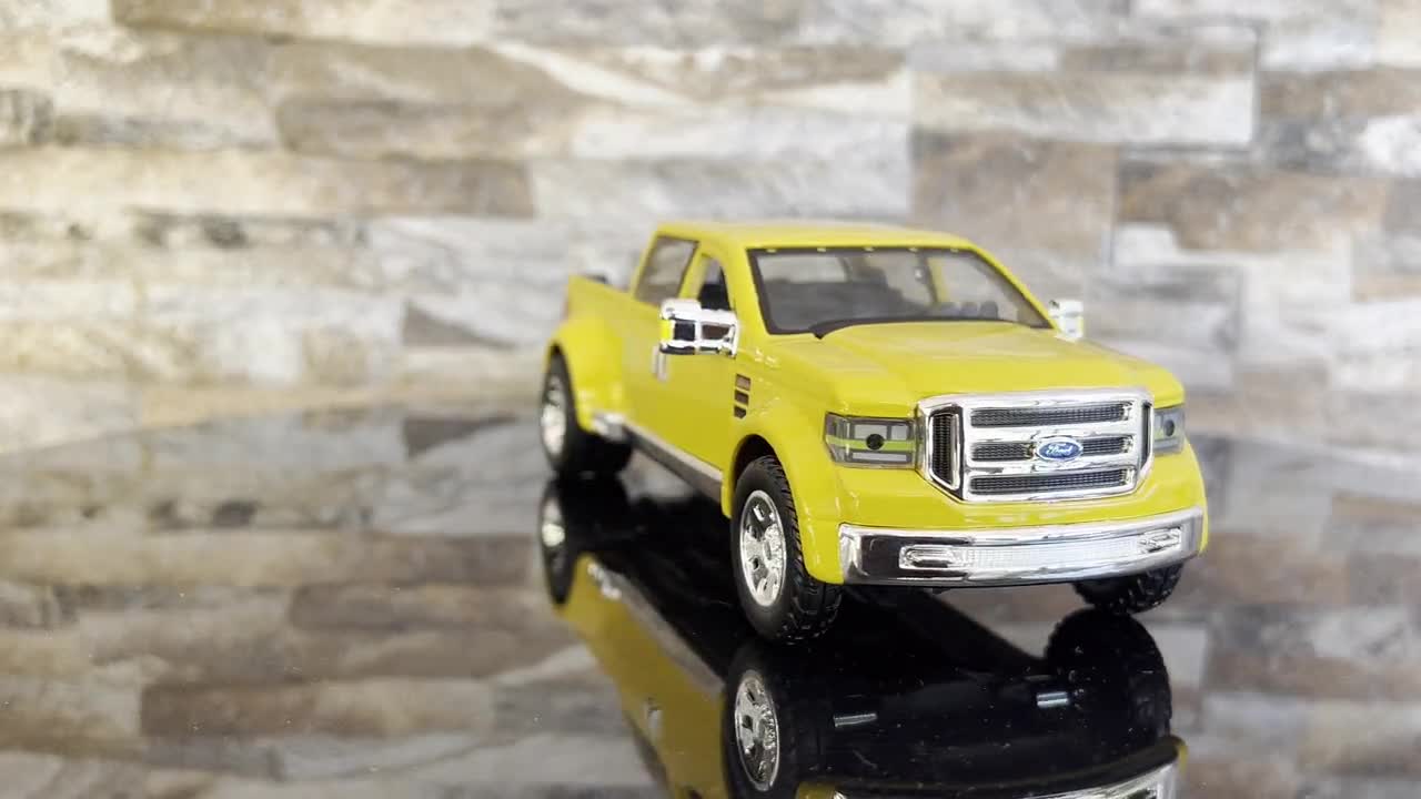 Ford Mighty F-350 Super Duty | Diecast Model Car | Diecast Pickup