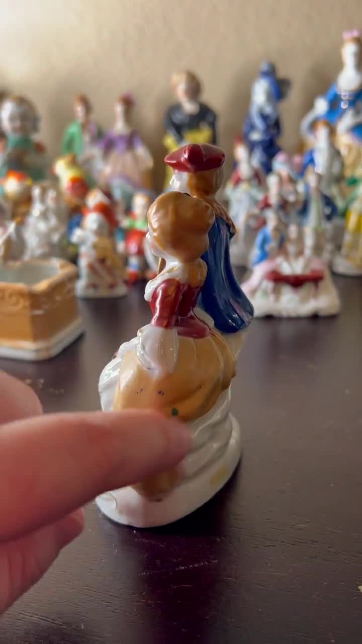 Vintage 1940's Made in Occupied Japan Colonial Couple Figurine