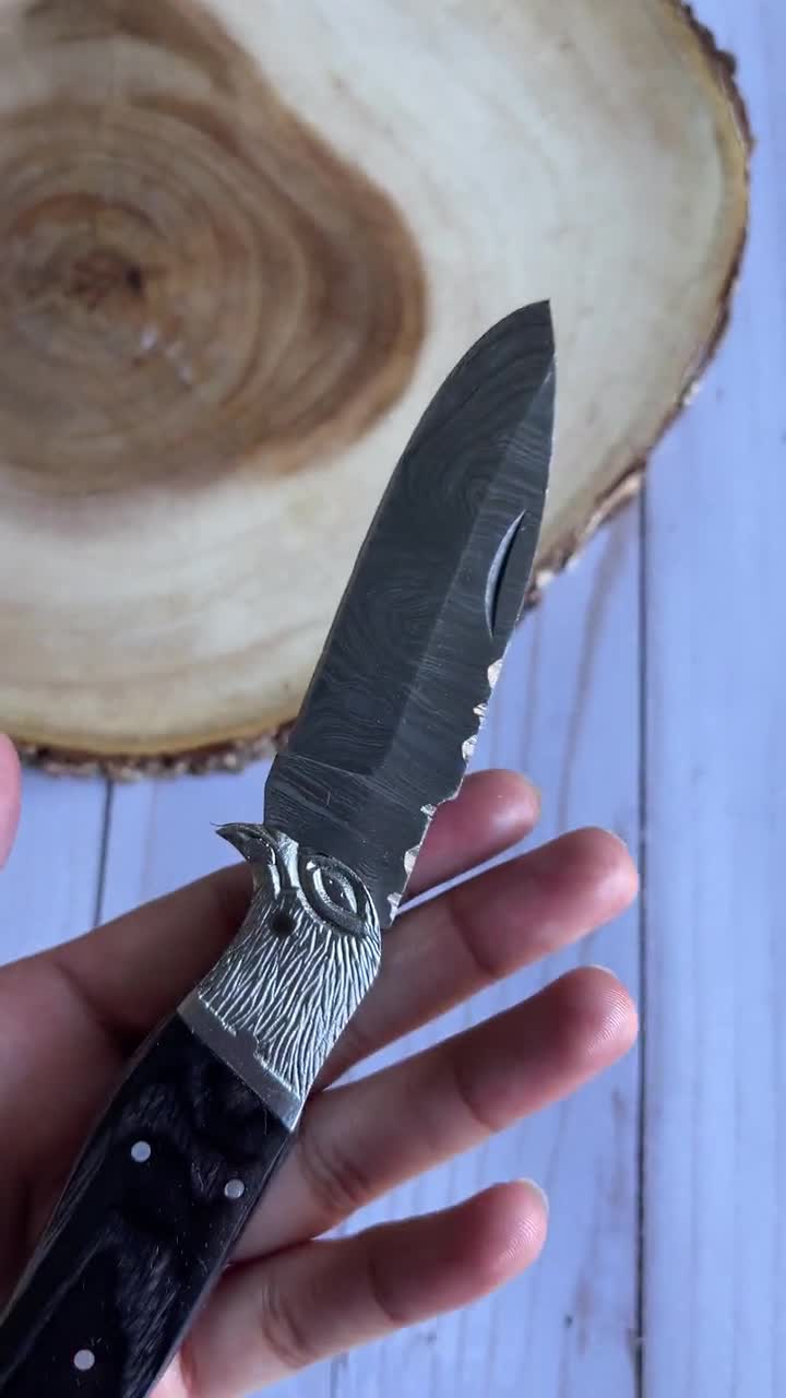 Damast Zakmes Met Houten Handvat En Lederen Schede - Slim Klappmes Met Riemclip