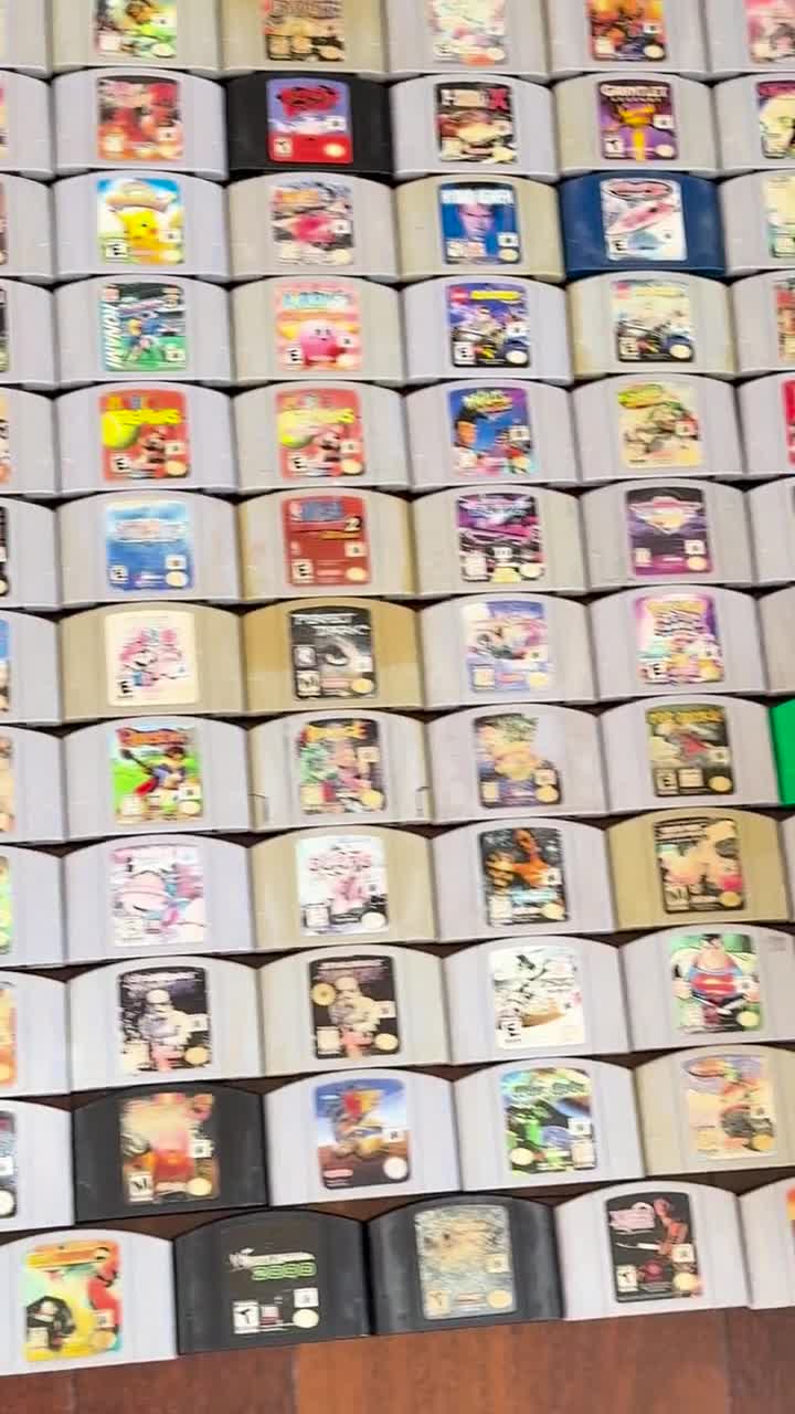 250種類以上の本物のニンテンドー64 *N64*ビデオゲームコレクション
