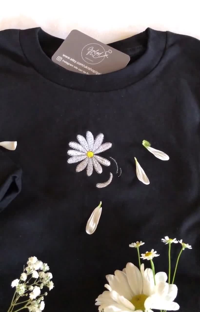 T-shirt with logo and embroidery Woman, Black | TWINSET Milano