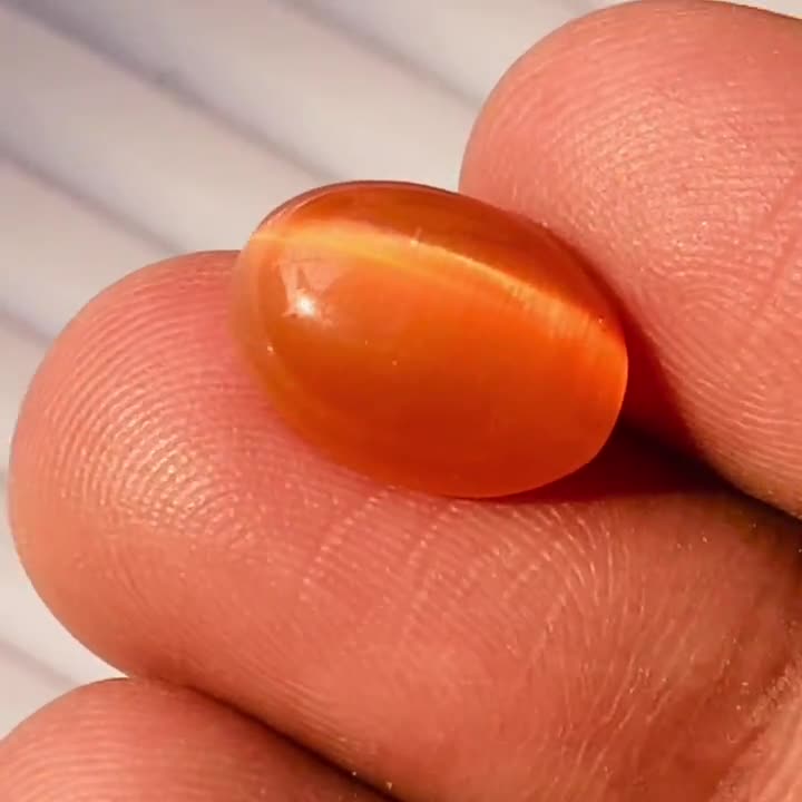 100%天然オレンジキャッツアイ宝石ラウンドシェイプエクセレント