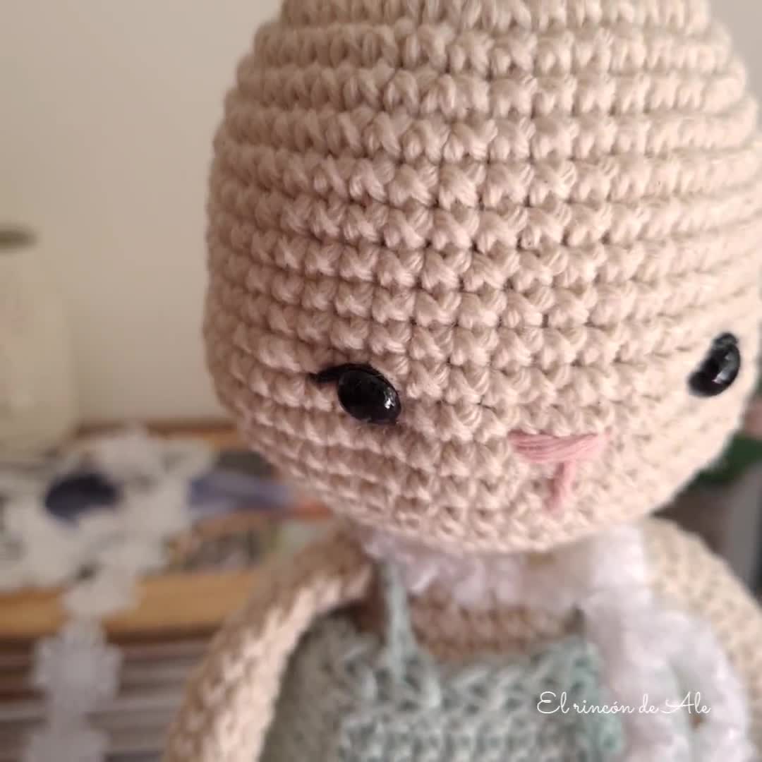 Sleepy bunny amigurumi pattern