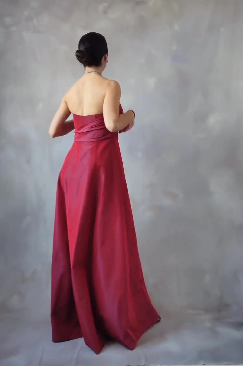 Vintage Red Taffeta Ball Gown: Strapless Princess Prom Dress - S