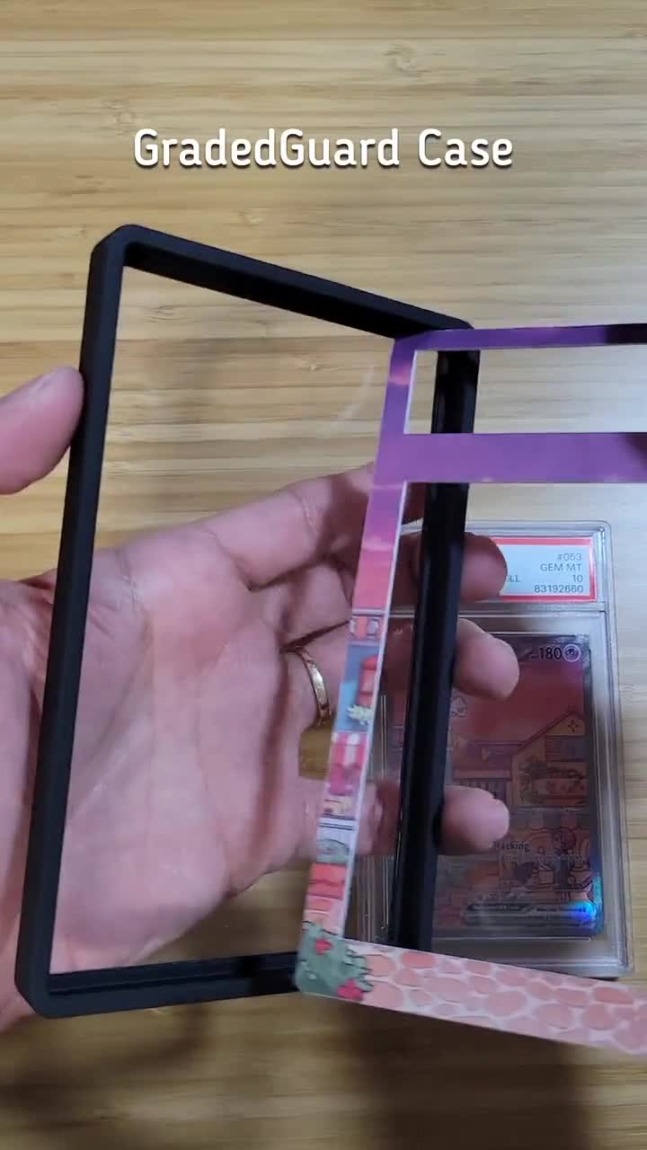 Zoro OP06-118 Alternate Art Custom One Piece Graded Display Case