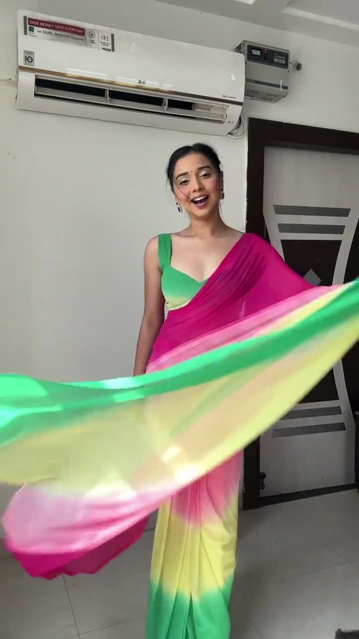 How to wear saree in full face - YouTube