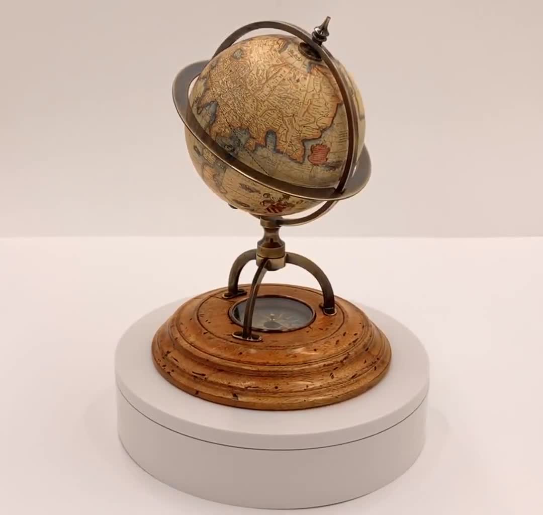 Luminous Globe Carbon of ancient style - diameter 30 cm, in French