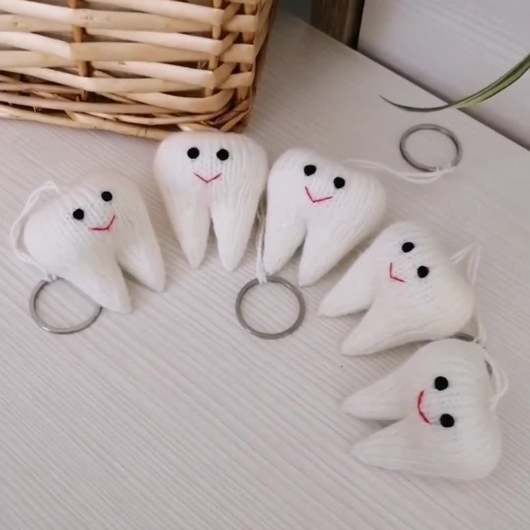 K088 Knitting Pattern - Teeth Tooth Key Chain or Fairy Present