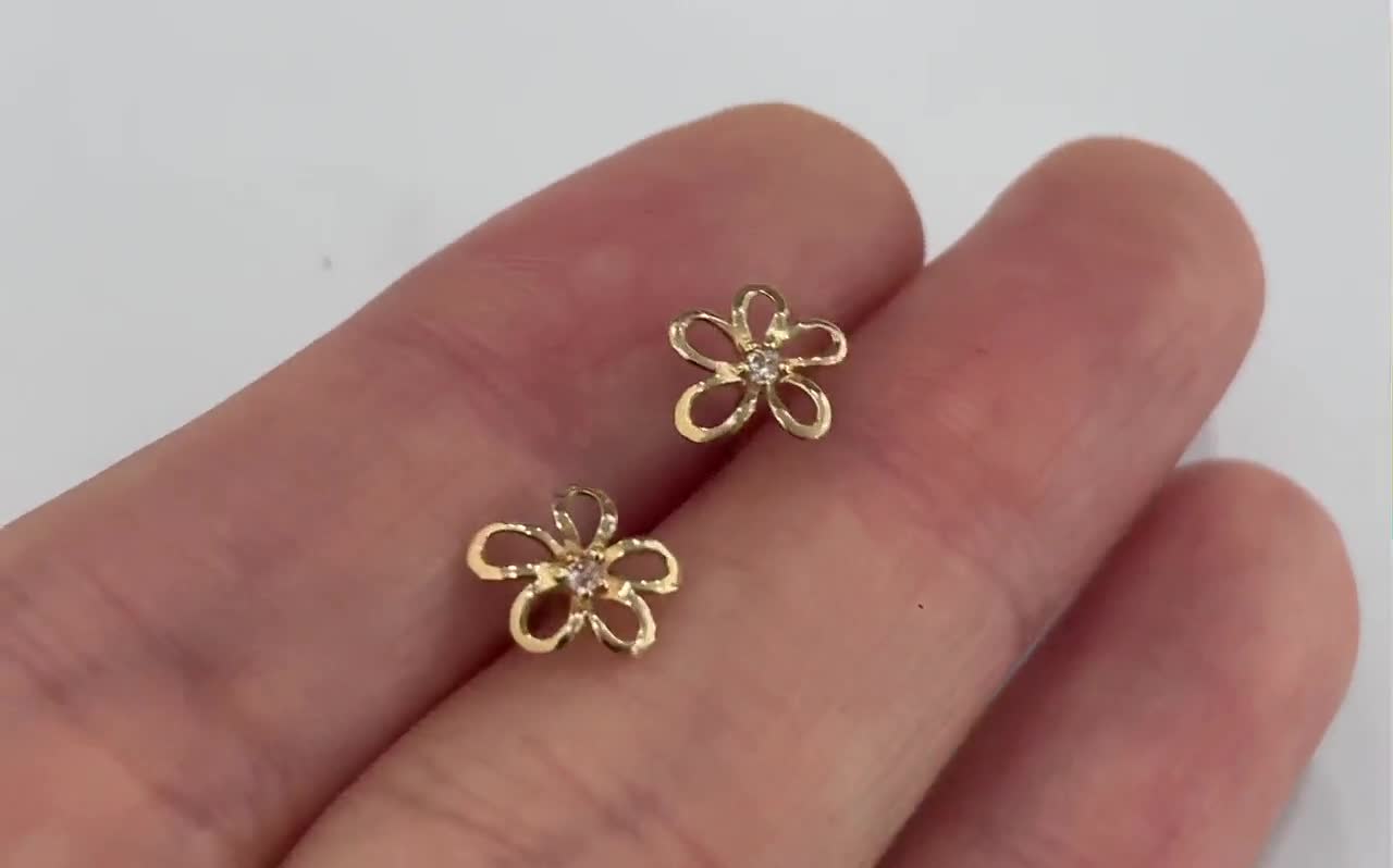 14K Solid Gold Stud Earrings, Cubic Zirconia Daisy Earrings