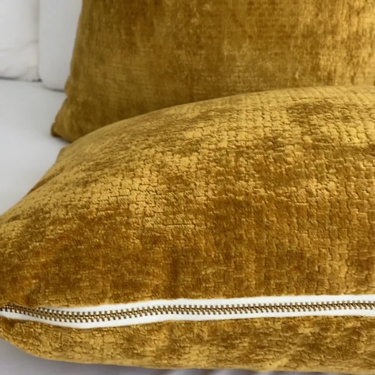 https://v.etsystatic.com/video/upload/q_auto/Kelly-Wearstler-Lee-Jofa-Rebus-Glint-Gold-Textured-Velvet-GWF-3766-4-Designer-Luxury-Throw-Pillow-Cover-Product-Video_a4hf2y.jpg