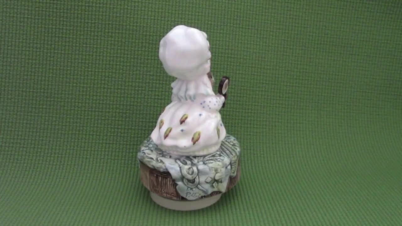 Vintage 1978 Beatrix Potter Lady Mouse Music Box by Schmid - Etsy