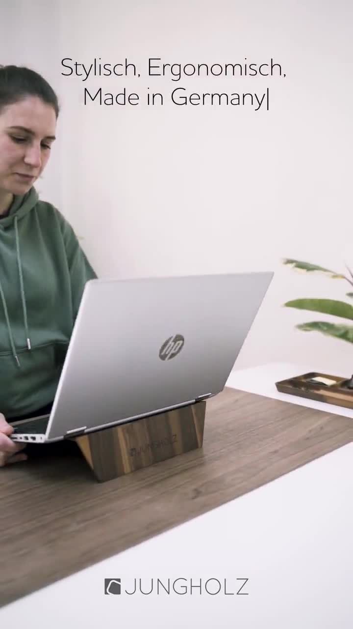 Solid wood laptop stand – JUNGHOLZ Design
