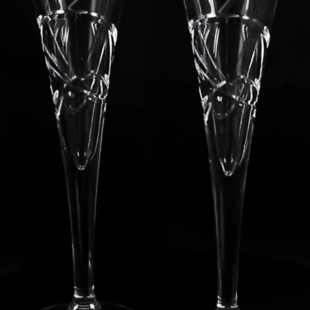  Juego de 2 copas de champán personalizadas para boda grabadas  en vidrio personalizado - Bride & Groom's Wedding Toast : Hogar y Cocina
