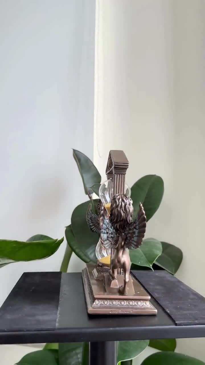 Winged Lion Hourglass: Cold Cast Bronze 5-Minute Timer video poster