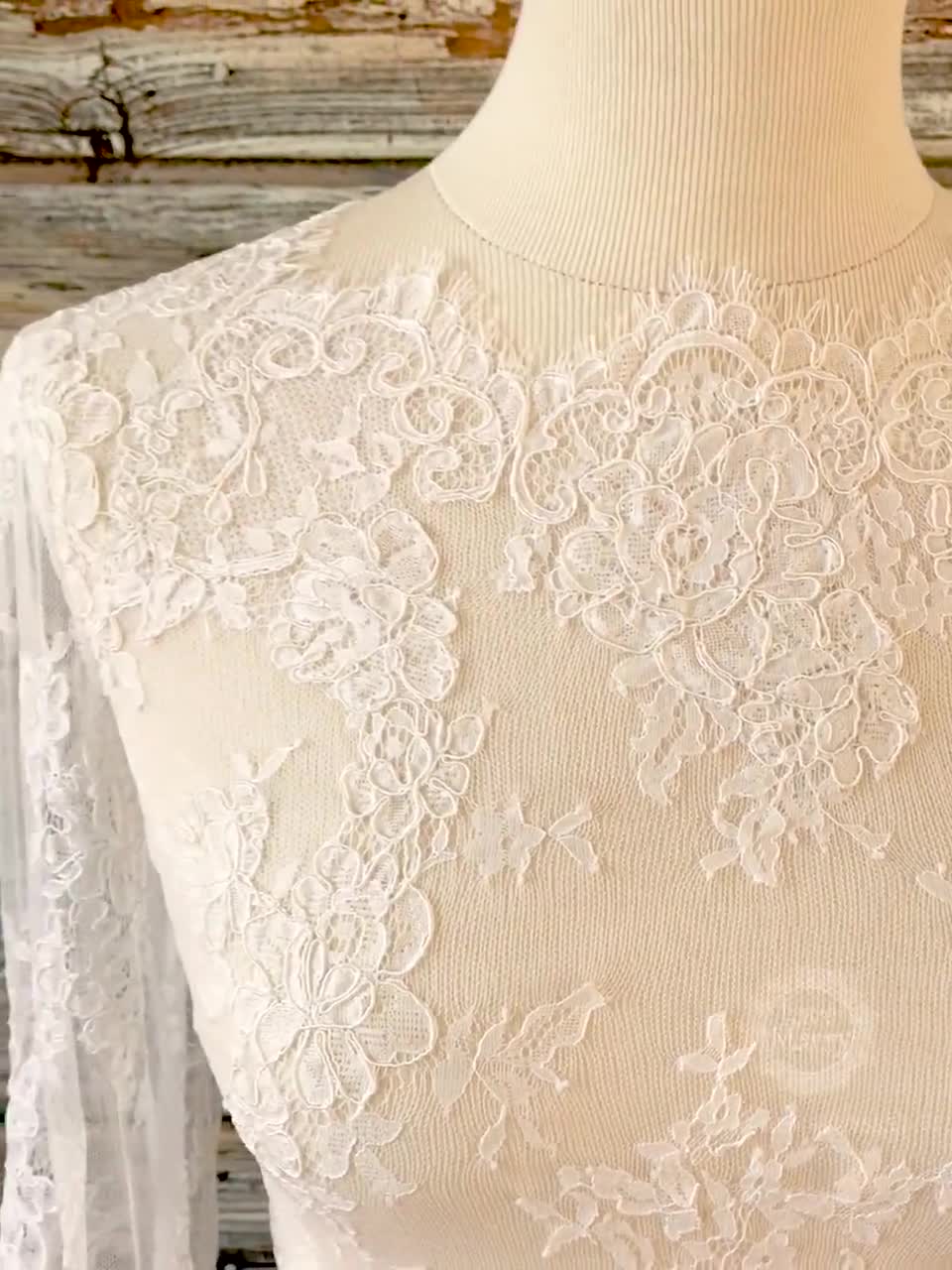 MAGNOLIA 3 / Lace Top With Scalloped Edge, Long Sleeves Bridal Top