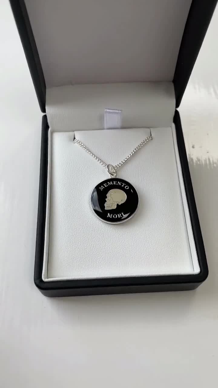 Amor Fati Halskette - Stoische Philosophie Anhänger Für Männer & Frauen