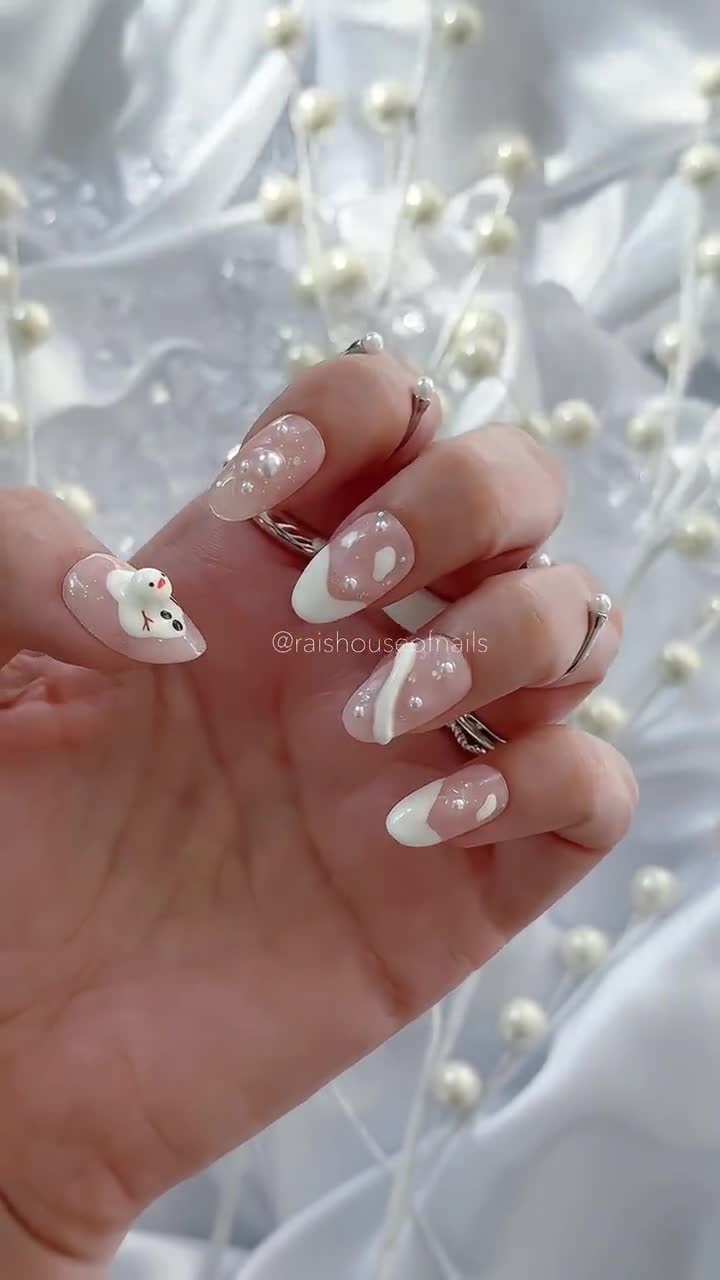 冬のプレスオンネイル、クリスマスネイル、ホリデーネイル