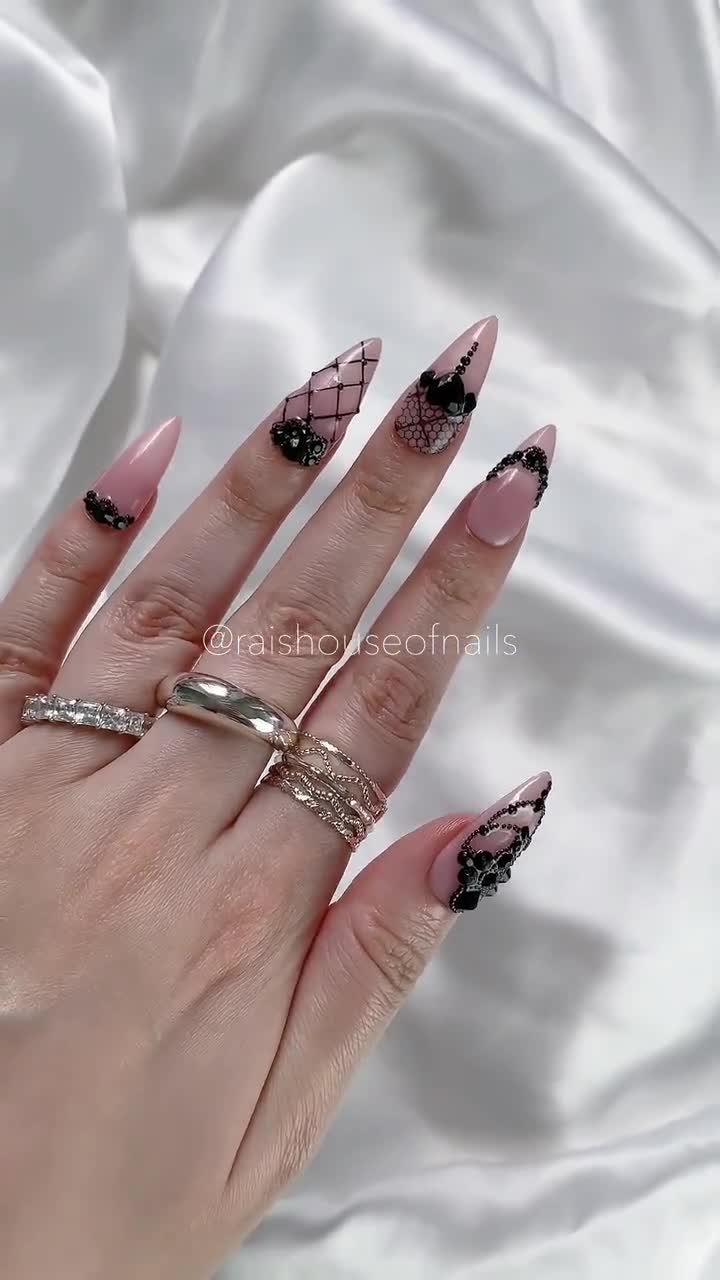 Goth Press on Nails Black Lace Nails Nails With Rhinestones 