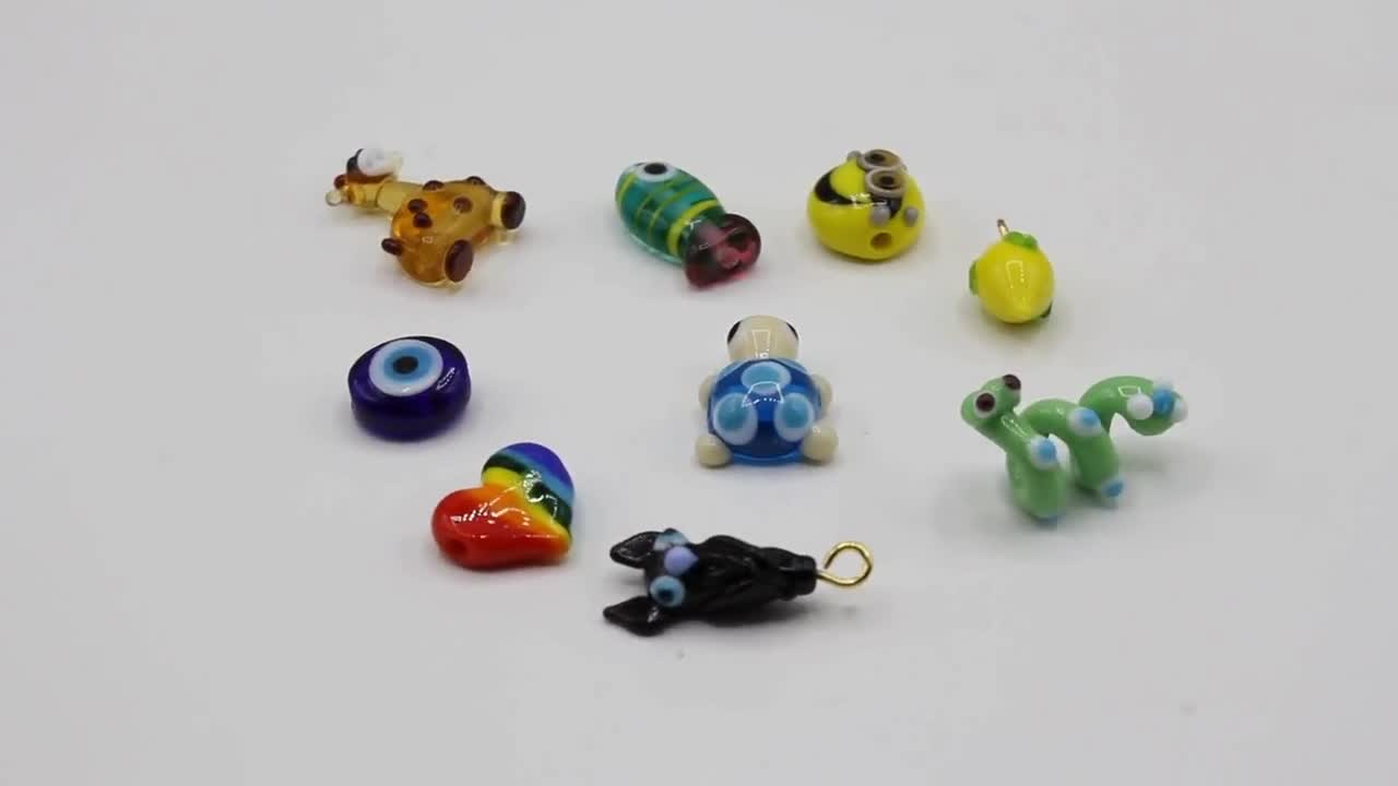 17x18m Hand Made Murano Glass Mickey Mouse Beads, Murano Mickey Charm, Mickey Bracelet, Murano Glass Findings, Tiny Murano Charms video poster