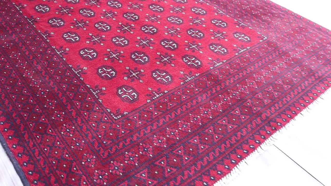8x6 レッド トルクメン エルサリ ラグ – 手織りアフガンウール、植物性
