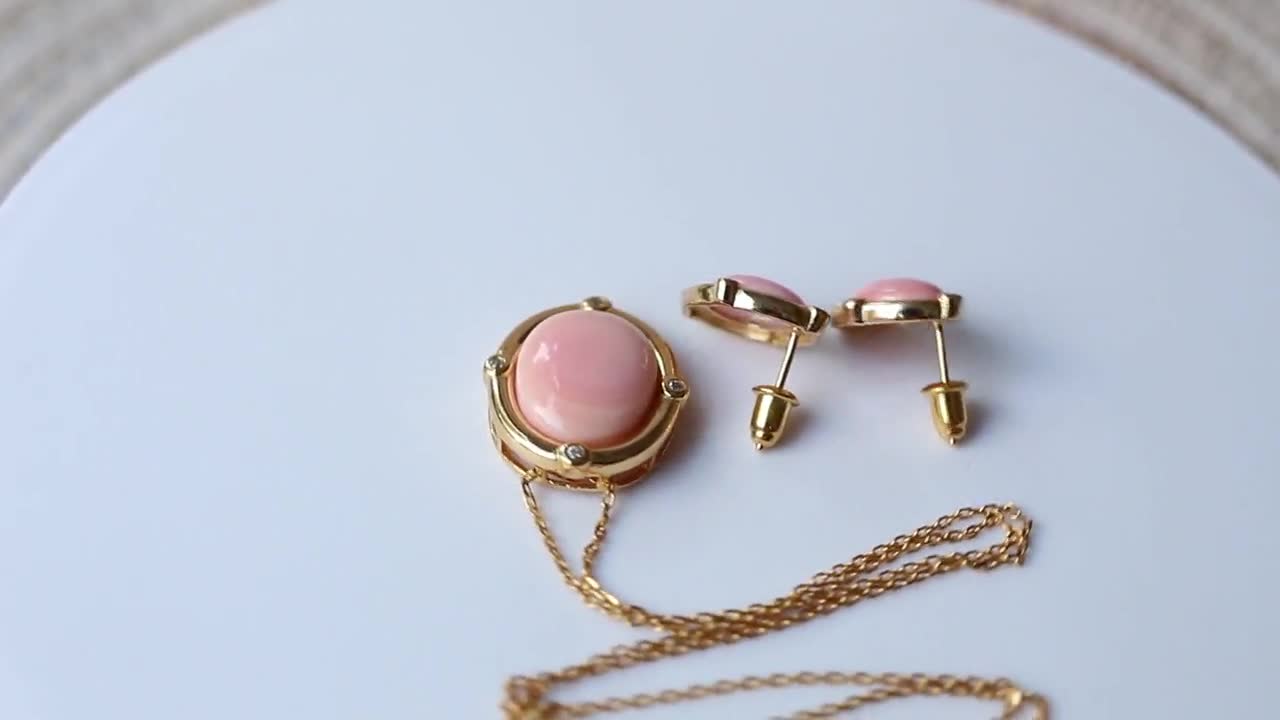 専用★ヴィクトリアアンドアルバート博物館V&Aローズクォーツダイヤモンドブローチ 専用☆ヴィクトリアアンドアルバート博物館V&Aローズクォーツ