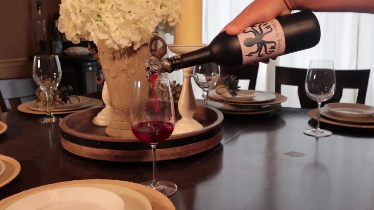 Malibu's Whale Wine Pourer and Aerator