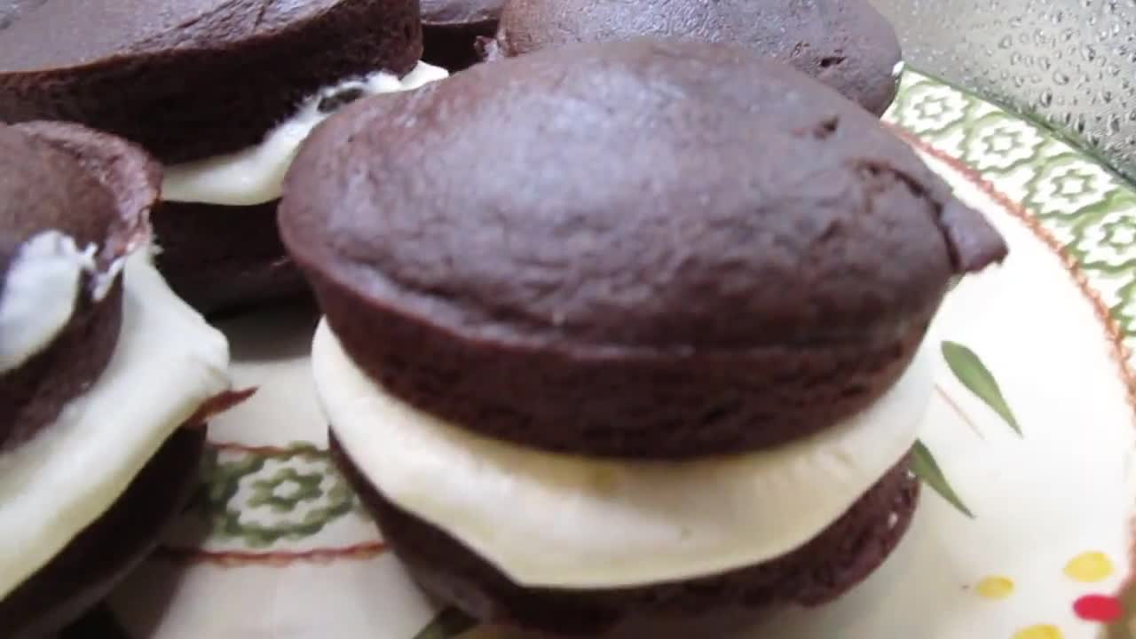 FROZEN VANILLA WHOOPIE PIES (GRAIN FREE, REFINED SUGAR FREE, SCD DIET) –  grain freee