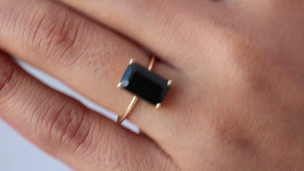 melte  ユーカリテトラゴナR リング 11x7mm Solitaire Baguette Black Tourmaline Ring/ Solid 14k