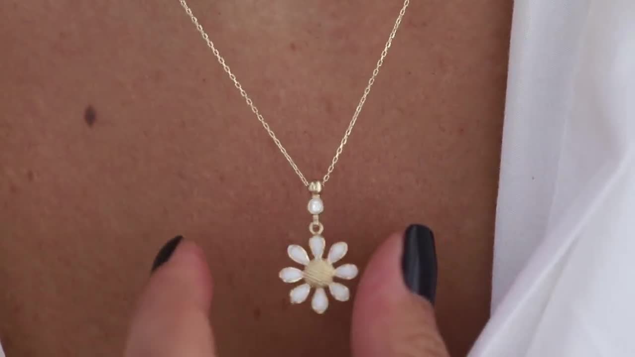 ★daisy★♡14kgf 14K Gold Daisy Necklace, Flower Pendant, Yellow and White